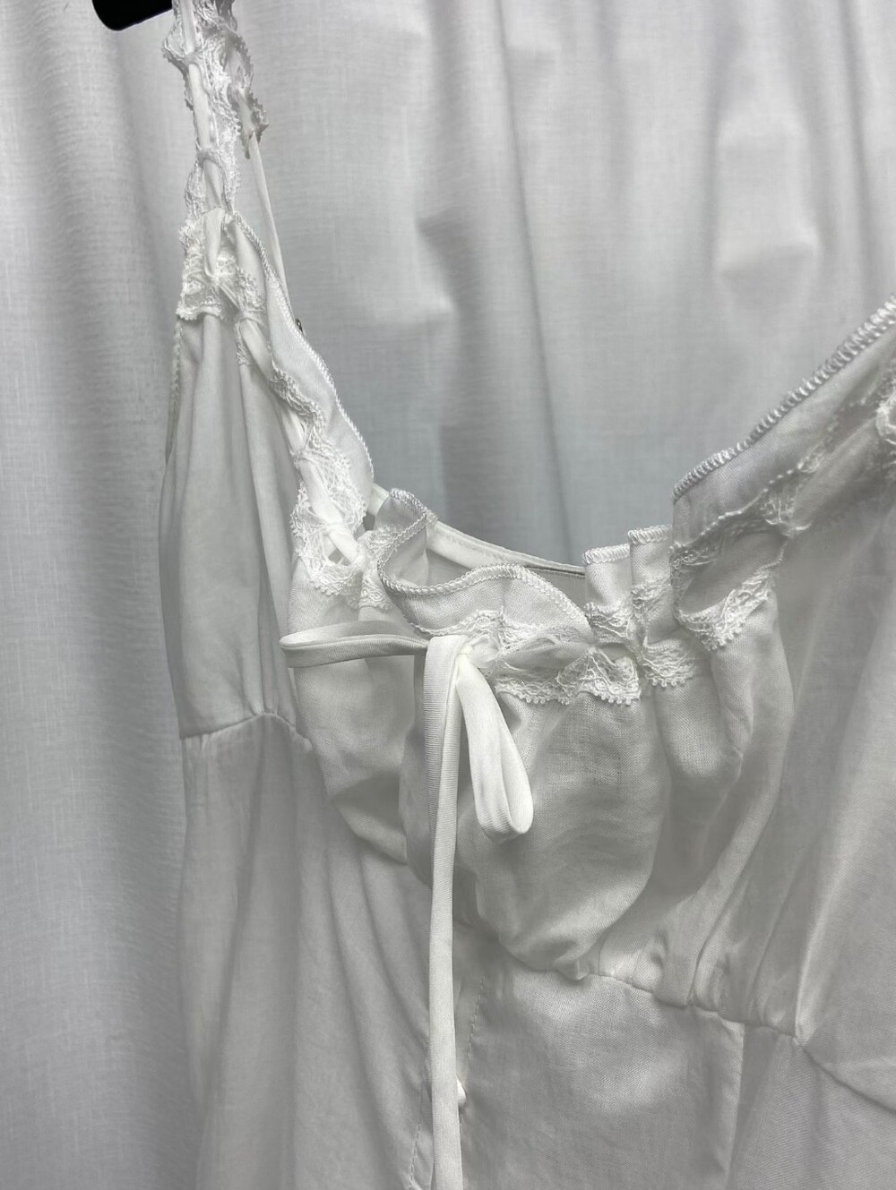 Reformation Eveline Top In White - Picture 9 of 15